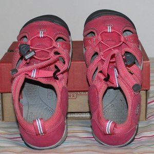 "Seacamp II CNX" by Keen, Pink and Grey Girl's water sandal